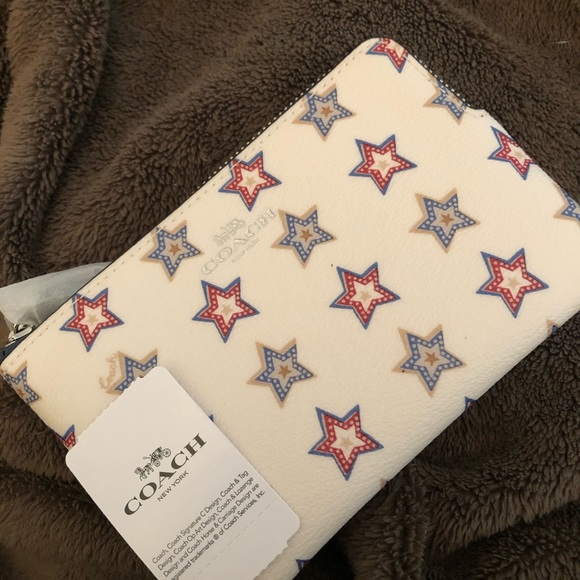 SALE!!! NWT Coach RARE western star wristlet!! - Picture 3 of 5